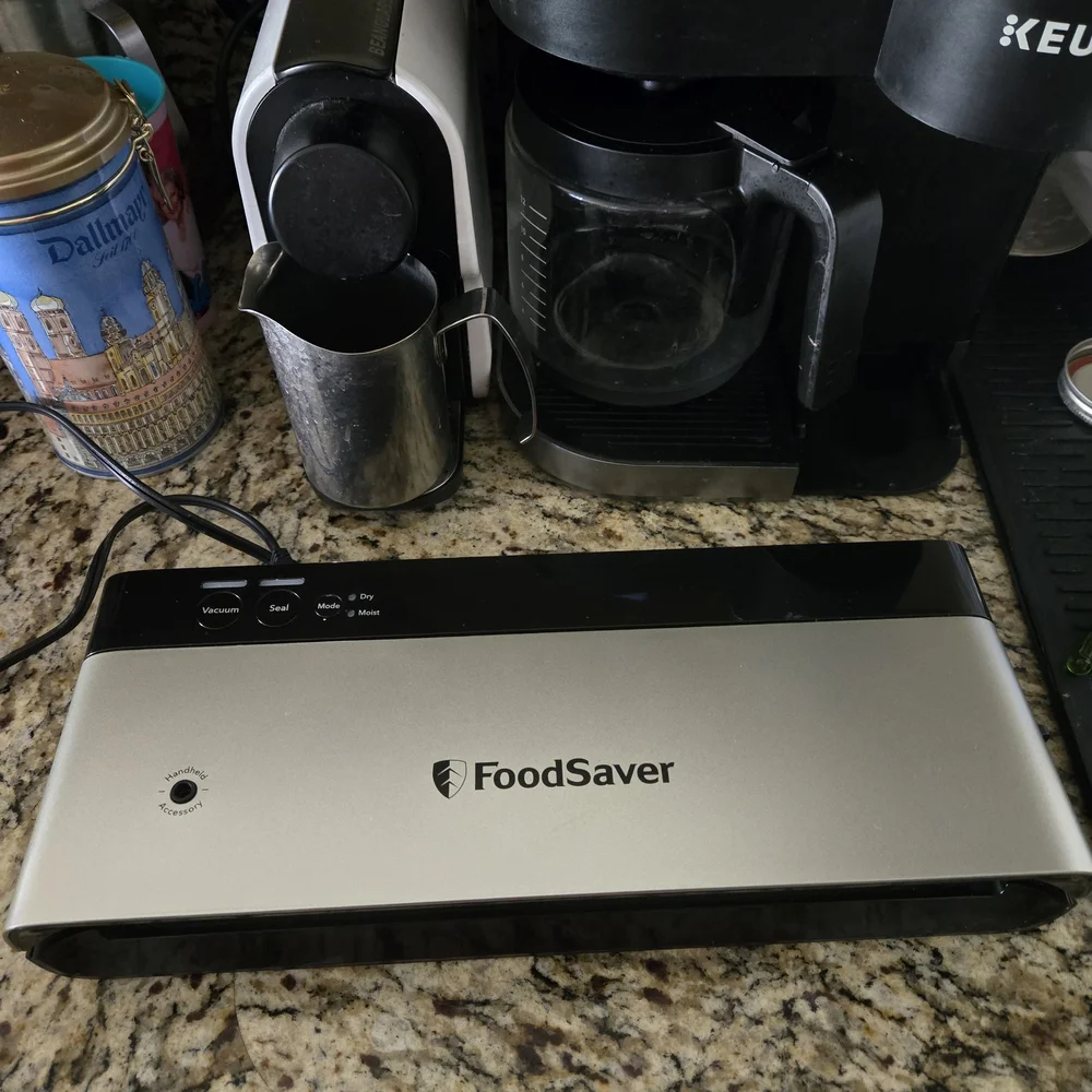 FoodSaver PowerVac Compact Vacuum Sealing Machine VS0150 - Picture 4 of 7